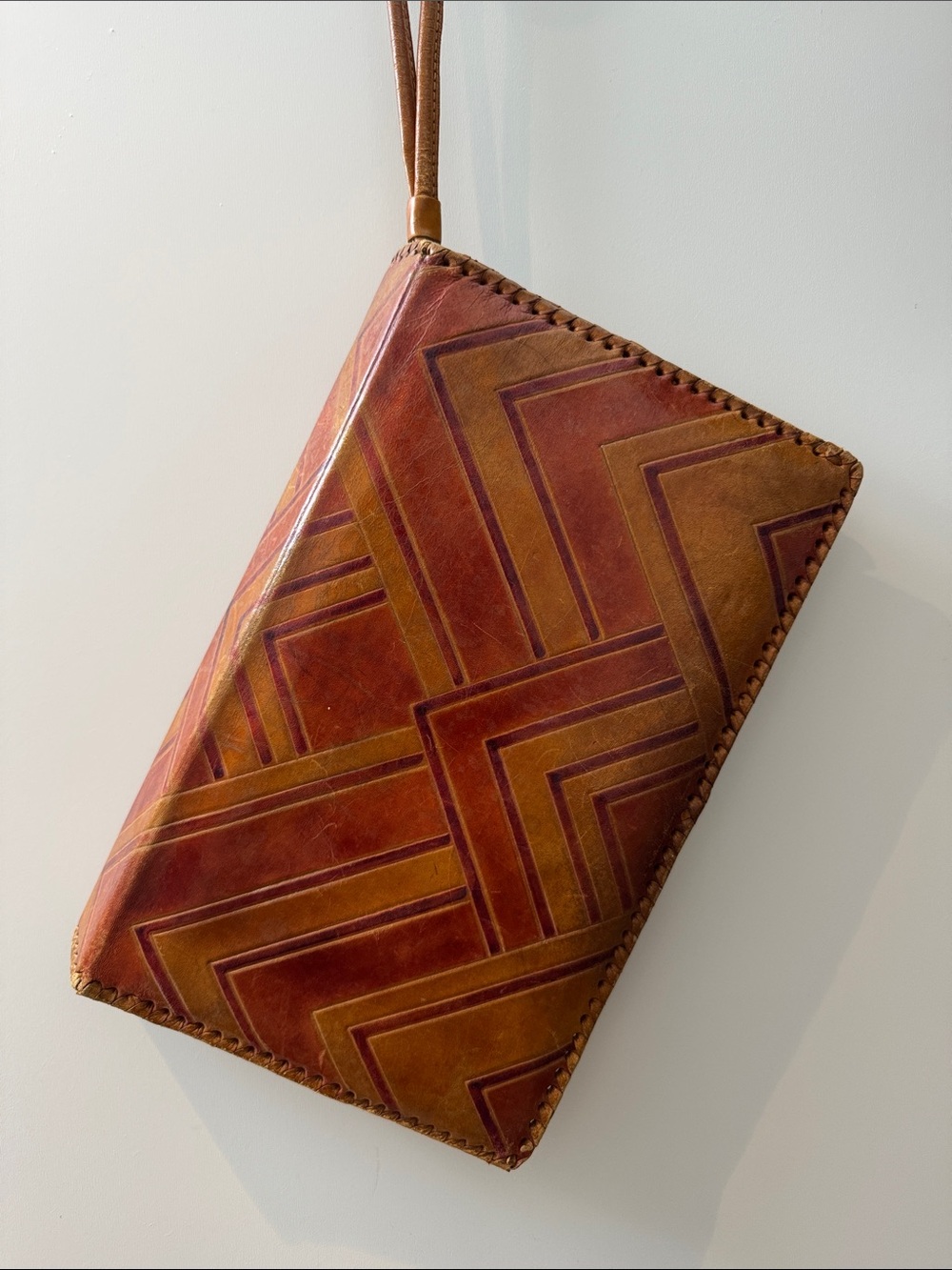 Vintage Leather Wrist Clutch Wallet - Two-Tone Brown